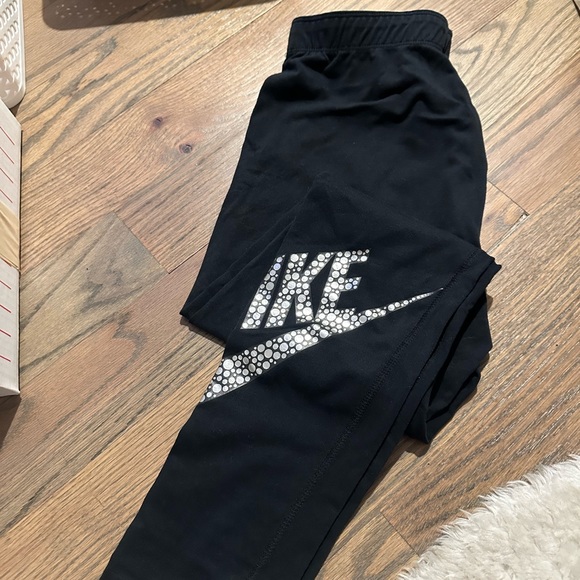 nike silver detail black leggings - Picture 1 of 2